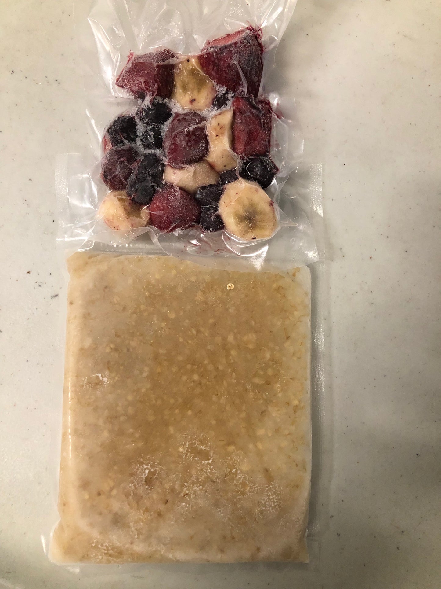 Pre-Set Meal - Breakfast - Steel Cut Oats and  Banana, Blueberries & Strawberries